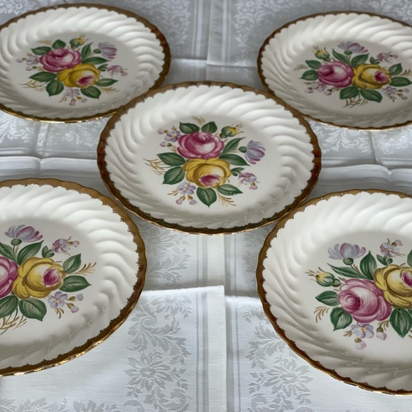 Royal China Quban Dinner Plates, 24K Gold Plates, Easter Lunch Tableware, Gift - Picture 13 of 13